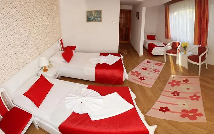 Hotell Saadet 3*