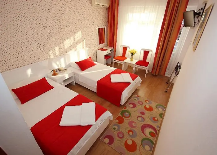 Hotell Saadet 3*