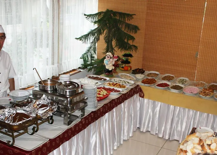 Saadet Hotell