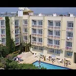 Saadet Hotel