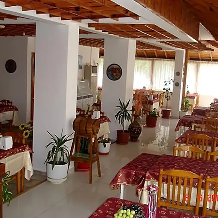 Saadet Hotel 3*