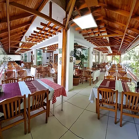 Saadet Hotel
